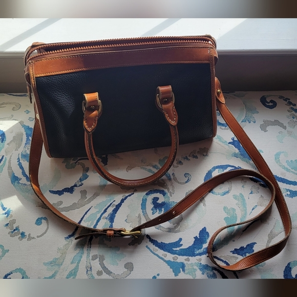 Rare Vintage Dooney & Burke - Picture 4 of 8